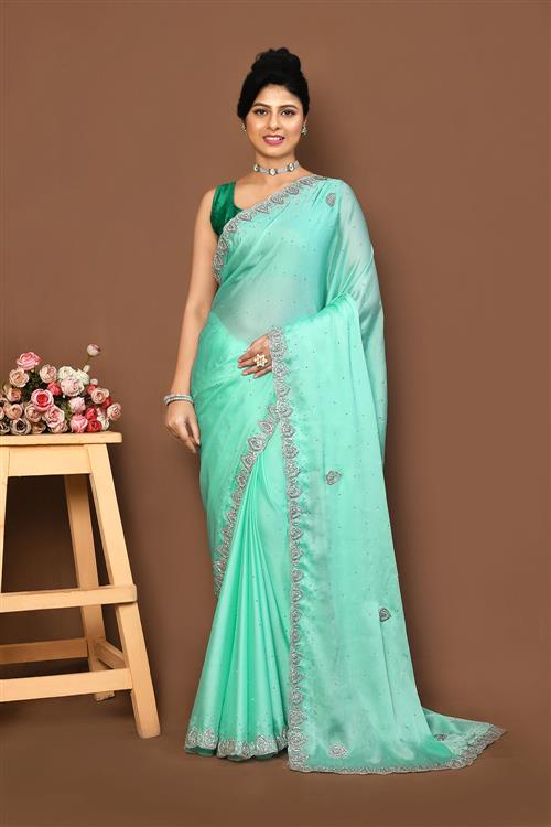 https://media.vinhemfashion.com/Images/FancytouchVol1VLS61VJXD2RF6T0/image/designer